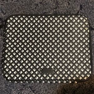 Vera Bradley computer tote.